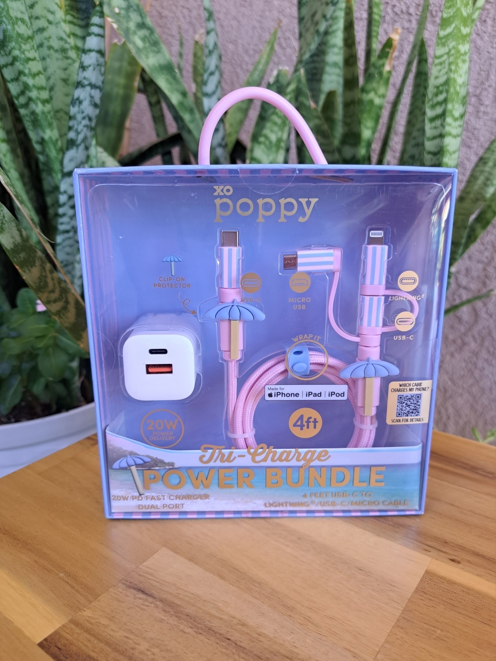 Xo Poppy Pink 4ft Tri-Charge Power Bundle - USB-C, Lightning & Micro USB